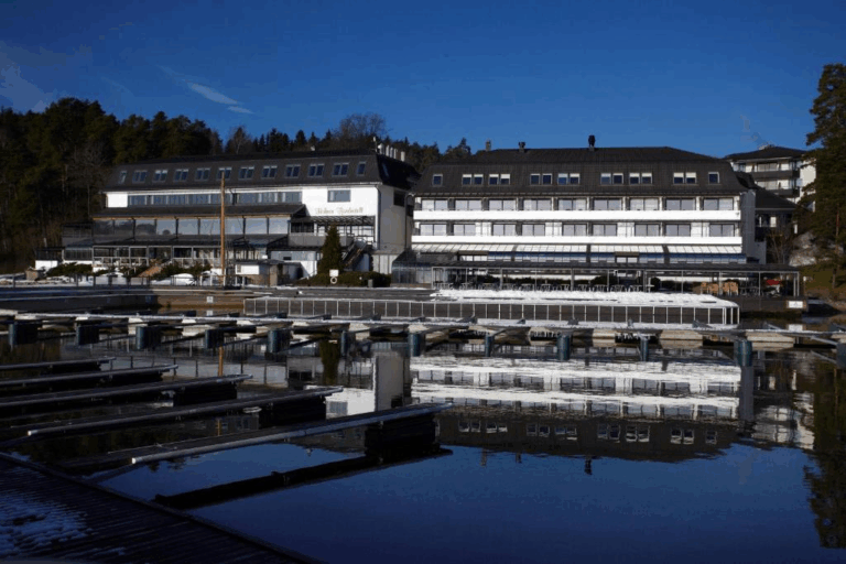 Generalforsamling og medlemsmøte på Holmen Fjordhotell