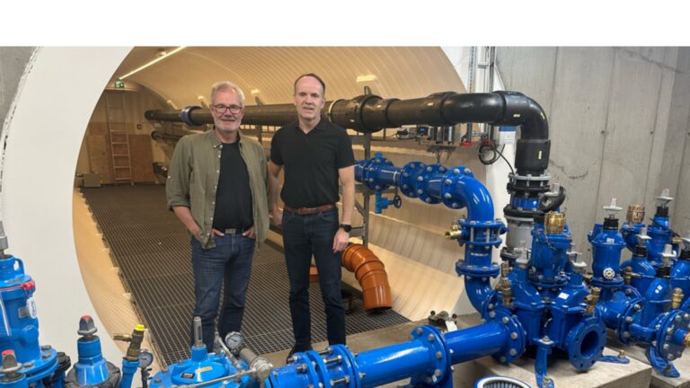 Bjørn Moen i VVP besøker Sjur Tveite i Vannsenteret